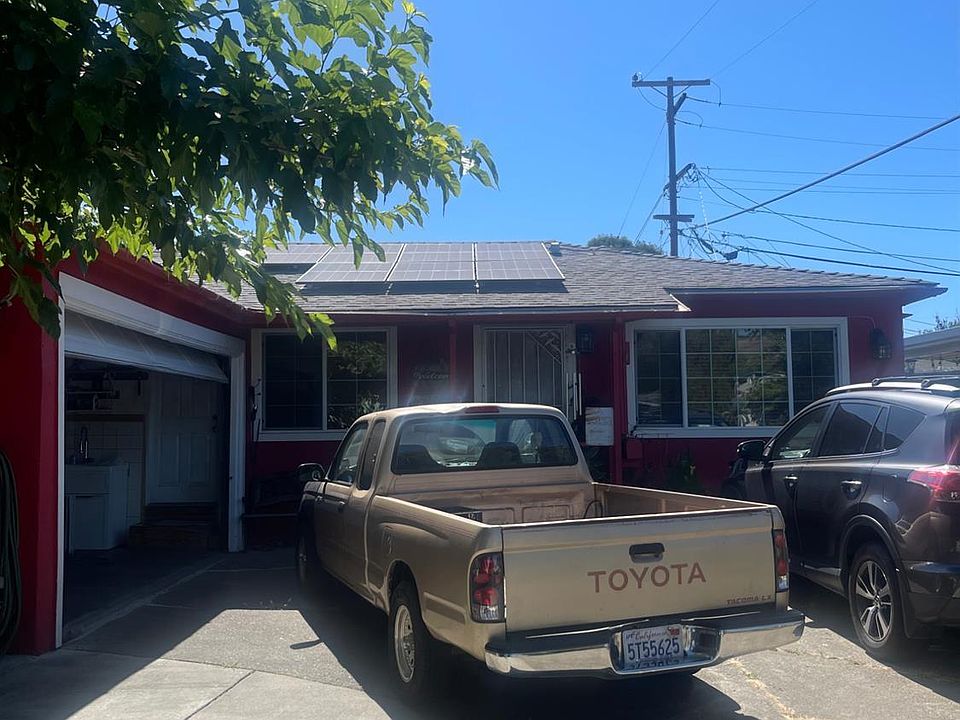 1st image of 301 Sawyer St