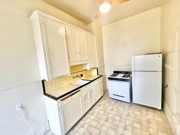 154 Downey St #3