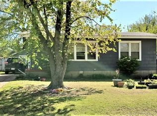 1618 S Elm Ave, Bartlesville, OK 74003