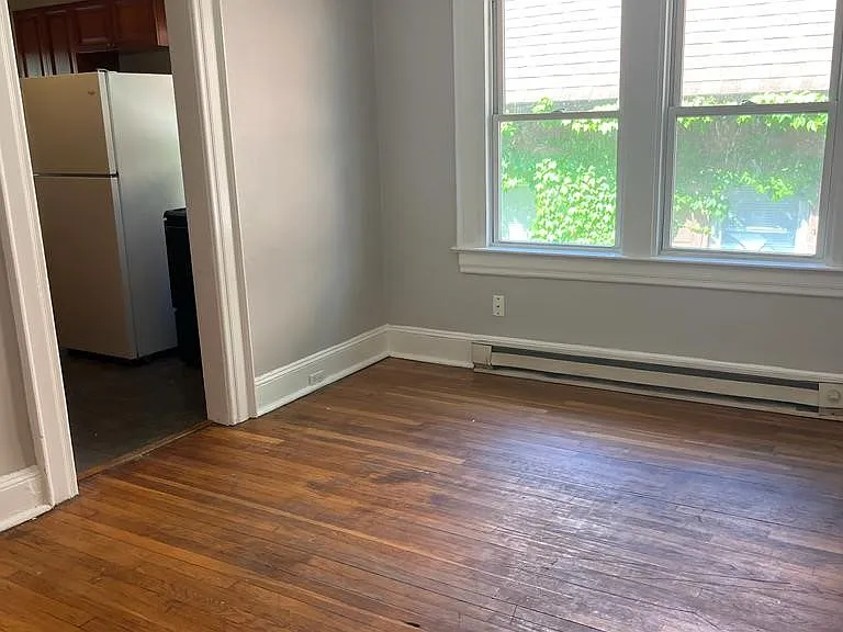1015 Clay Ave #5 — Photo 8