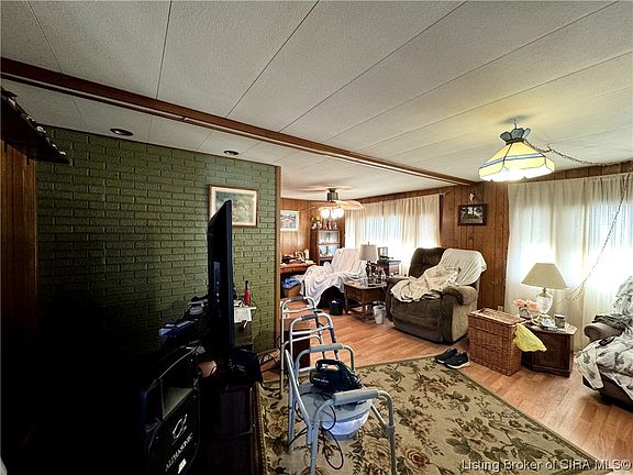 4th image of 14064 Greene Street NE