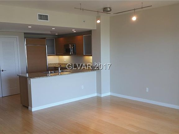 5th image of 322 Karen Ave Unit 2403