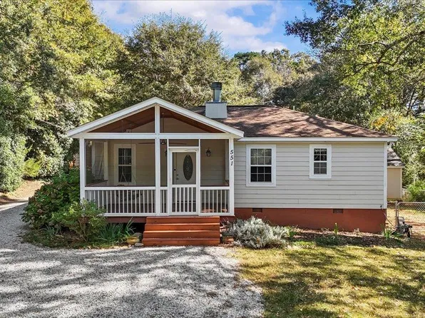 551 Rockridge Dr, Greer, SC 29651