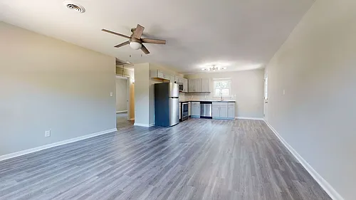 1806 Midwood Dr Photo 1