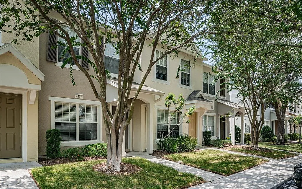 2 bed, 2.5 bath, 1110 sqft, $1,650 — Photo 2