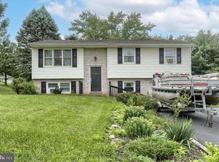 14 Stiles Dr, Marysville, PA 17053