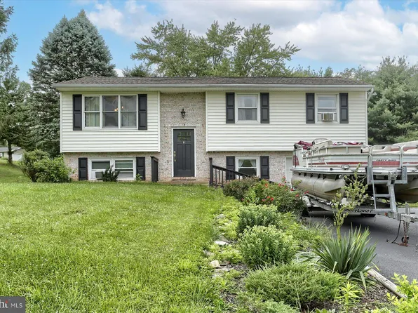 14 Stiles Dr, Marysville, PA 17053
