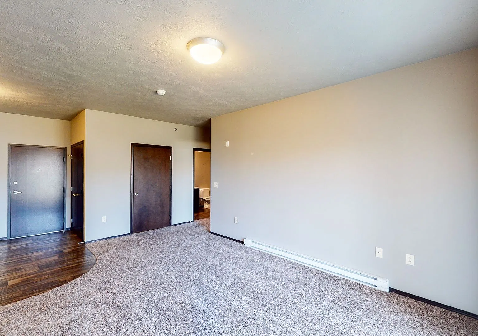 Hillcrest Village Apartments - 2 Bed 1 Bath Apartment — Photo 4