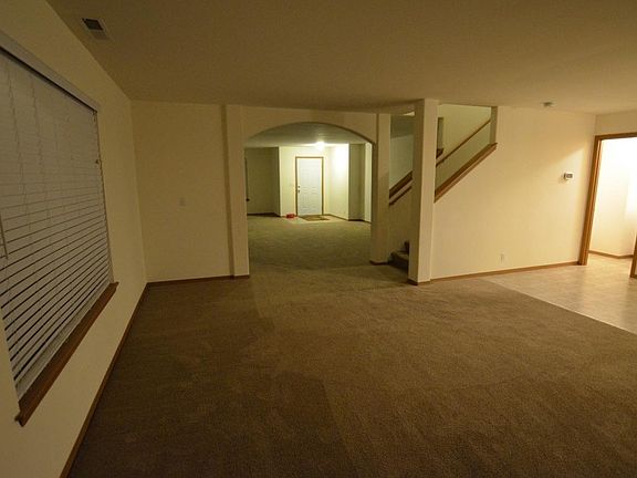 Dining rm or bonus rm