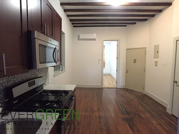 5th image of 134 Boerum St Ste 3