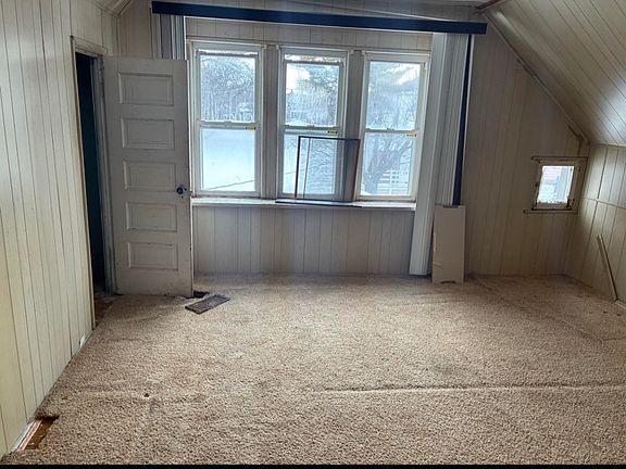 5th image of 1456 Vance St