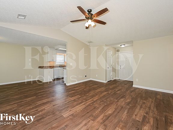 4th image of 797 Gable Ct