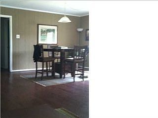 3rd image of 2569 Meadowview Dr