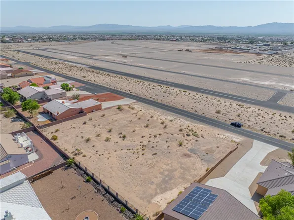 5184 S Taxi Way, Fort Mohave, AZ 86426