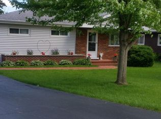 113 Bridgewood Dr, Antioch, IL