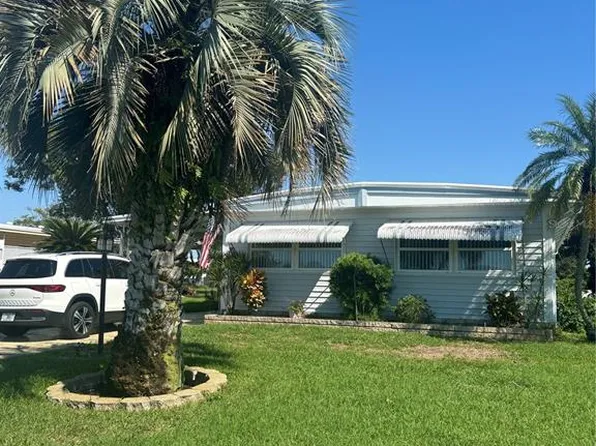20 Concord Ln #1, Palm Harbor, FL 34684