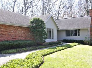 6800 Melody Ln, Bethesda, MD 20817