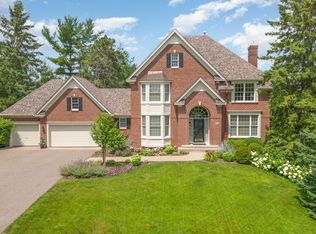 8798 Pheasant Run Rd, Woodbury, MN 55125