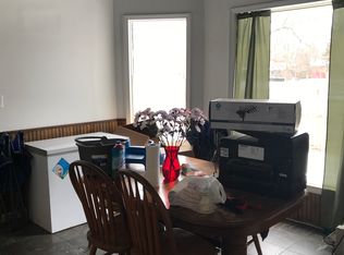 312 S East St, Earlville, IL 60518
