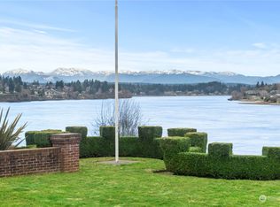 1106 18th St, Bremerton, WA 98337