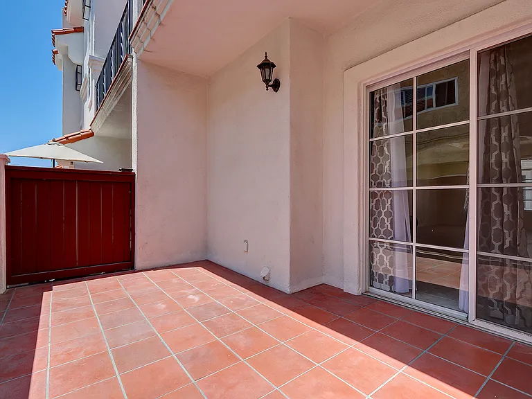 511 N Elena Ave #B — Photo 3