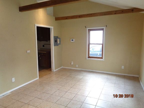 2nd image of 3416 Montrose Ave