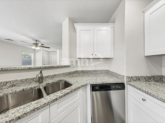 4th image of 2036 W Kristina Ave