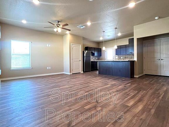 2nd image of 1053A Hibiscus Dr