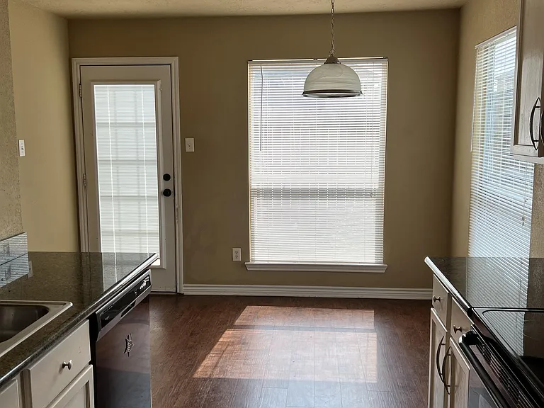 4039 Southern Trace Dr — Photo 25