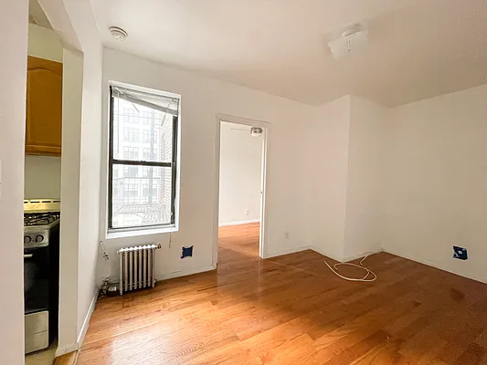 Rented by Roselyn  Fortuna LLC | media 15