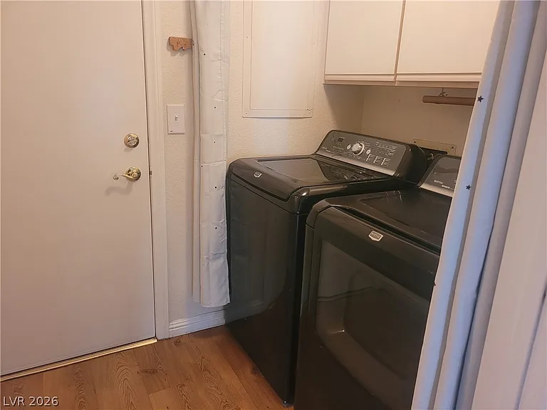 4013 Forest Knoll Ln — Photo 19