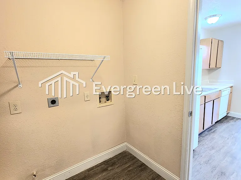 2324 Santo Domingo Ct — Photo 12