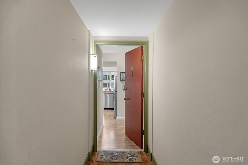 2nd image of 507 W Mercer Street #704