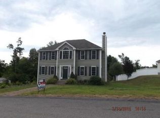 2 Carey Hill Cir, Leicester, MA 01524
