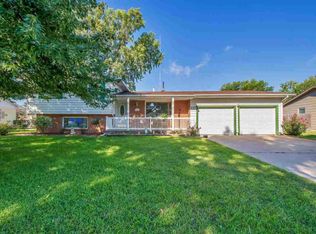 117 Beverly Ave, Newton, KS 67114