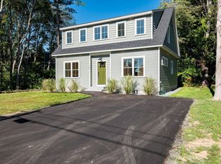 12 Wilson Ave, Wells, ME 04090