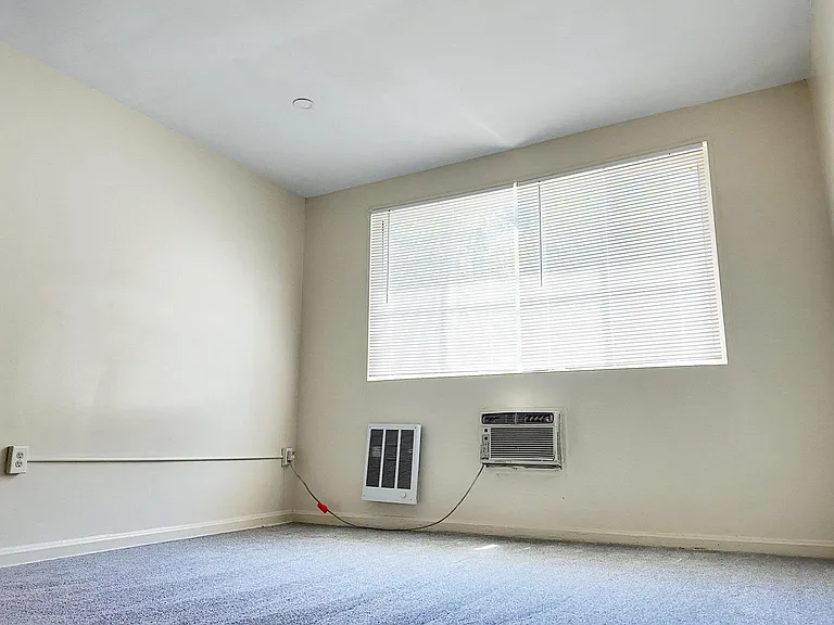 2901 Gainesville St SE #202 — Photo 7