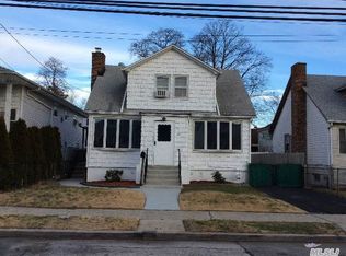 61 Butler Blvd, Elmont, NY 11003