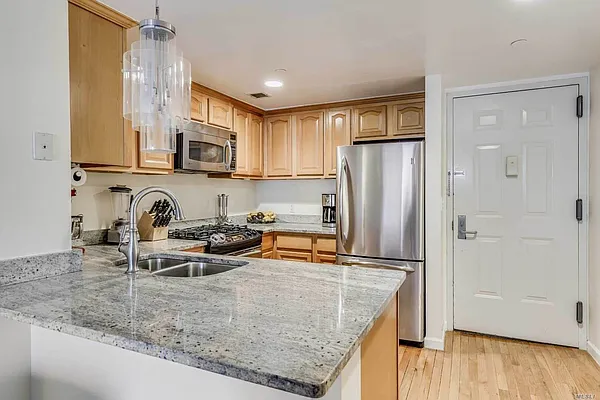 Sold by Realty Connect USA | media 46