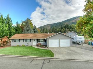 1725 Siebert Way, Grants Pass, OR 97527