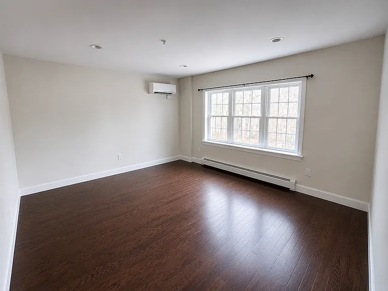 65 Central St #2 — Photo 3