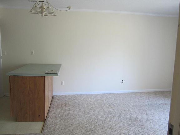 4th image of 353-C Driftwood Cir