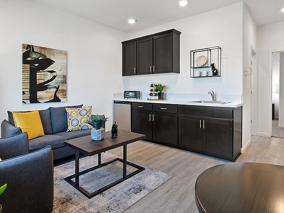 Extra Suite Plus living room