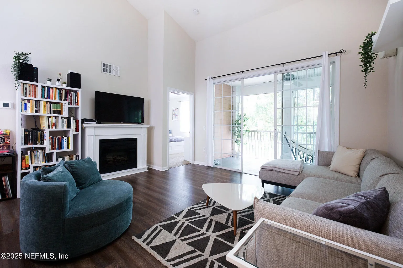 8550 Touchton Rd — Photo 1