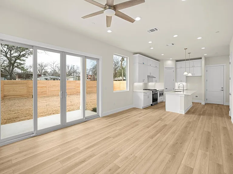 6107 Richardson Ln #2 — Photo 3