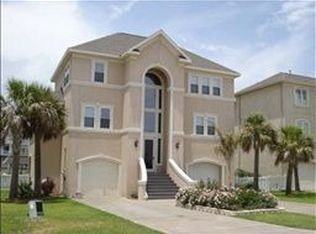 13831 Windlass Cir, Galveston, TX 77554