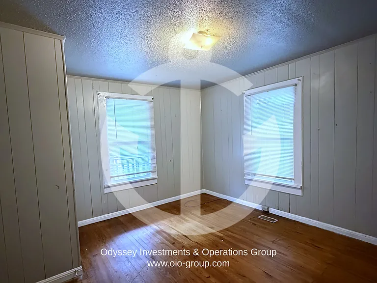 501 W Harrison Ave — Photo 17