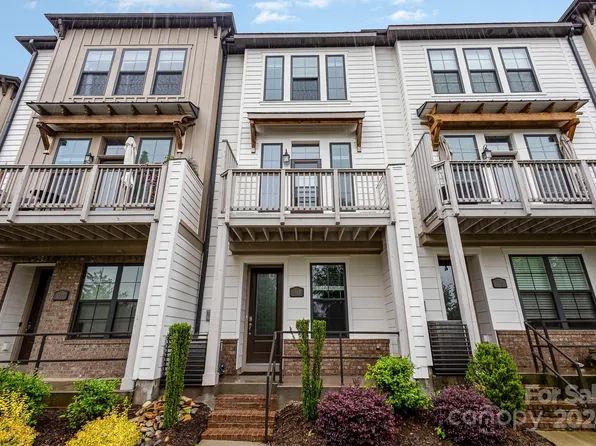 1312 Nandina St, Charlotte, NC 28205