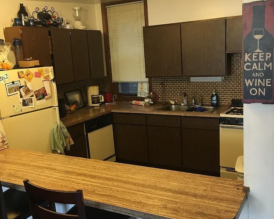 1st image of 871 W Lill Ave #J2