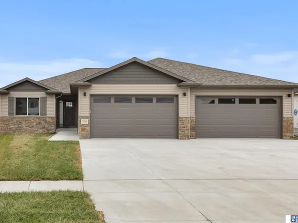 7810 Ephraem Ln, Lincoln, NE 68527